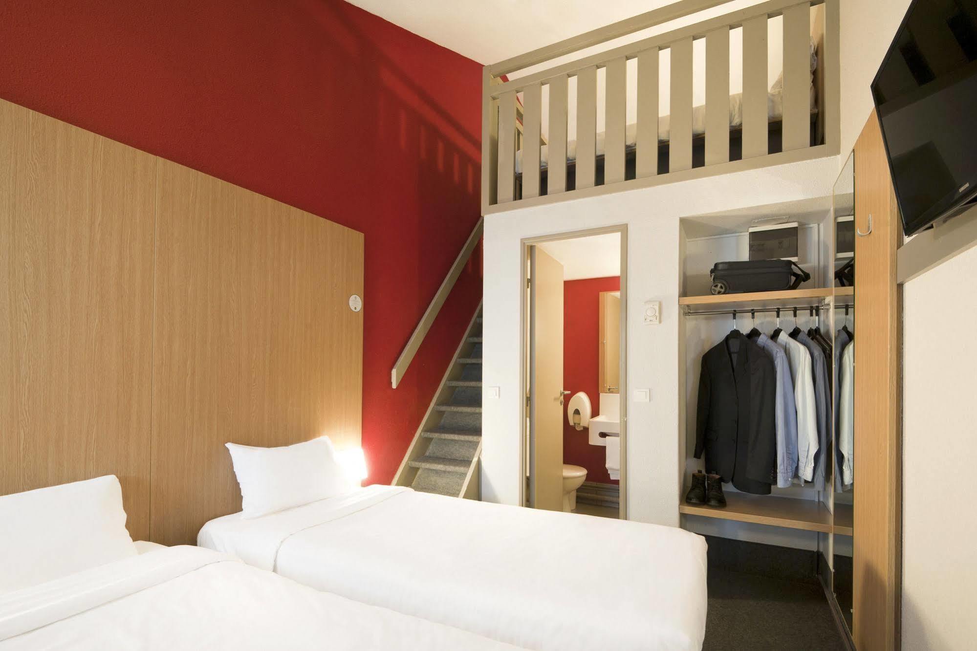 B&B Hotel Grenoble Universite 1 Gières المظهر الخارجي الصورة